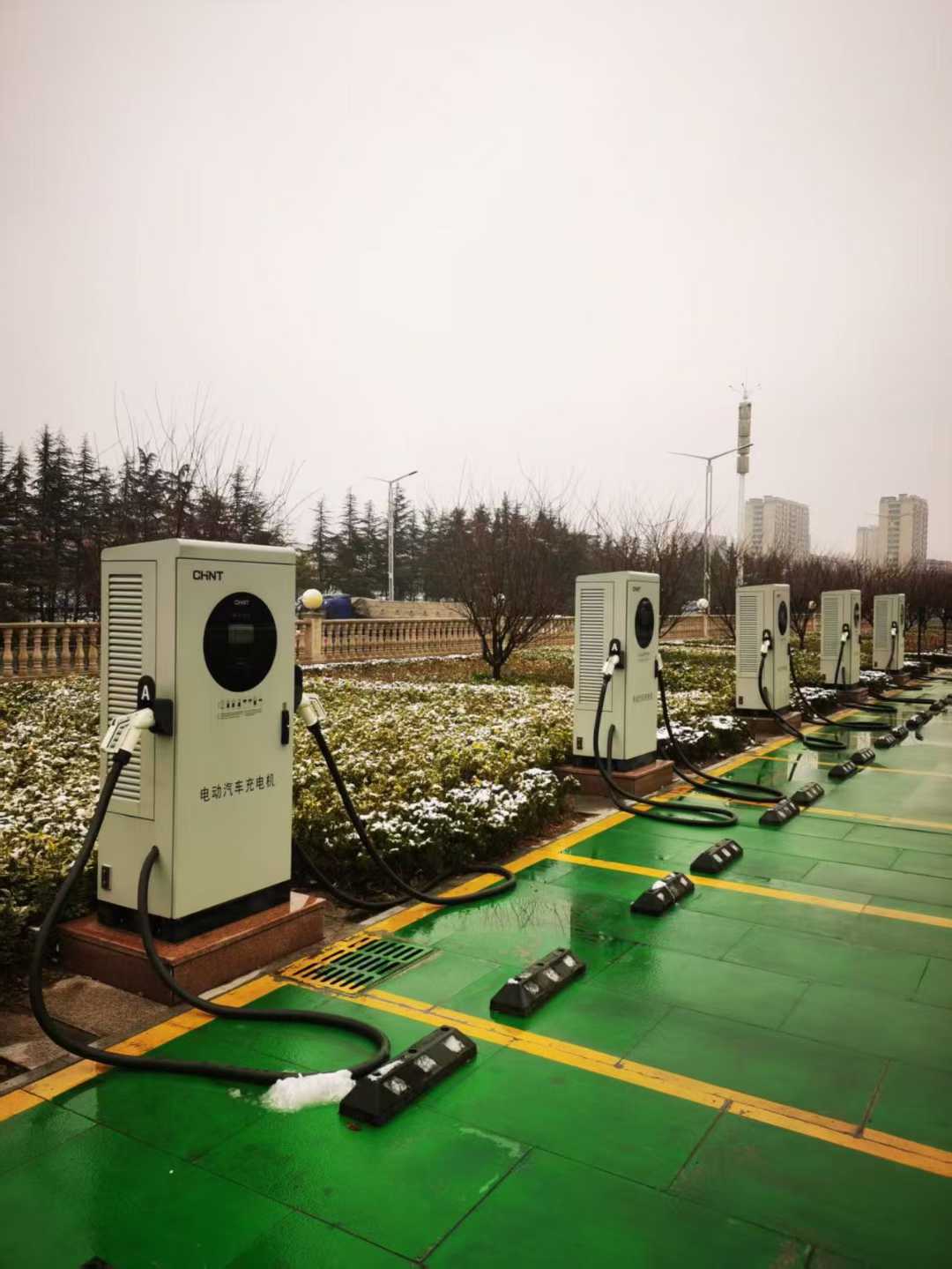 电动汽车充电站